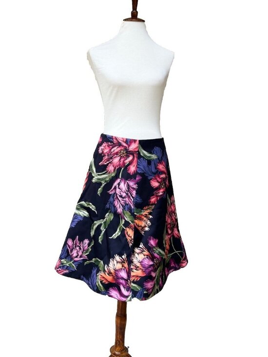 cameo Dresses & Skirts - Cameo Night Lily Tropical Floral Midi Skirt Size L Black Lined